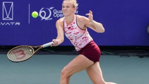 Tennis: Siniakova reaches WTA Guangzhou Open semifinals