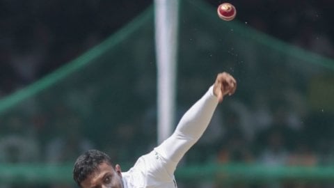 Uncapped Hasan Murad replaces Shakib Al Hasan in first Test squad against SA