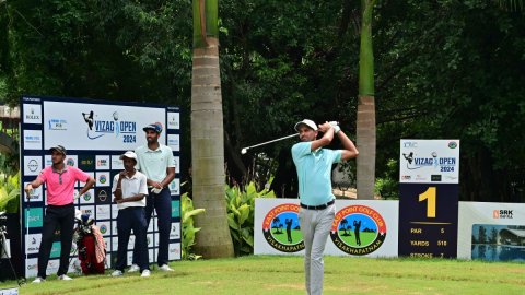 Vizag Open: Angad Cheema rises to top with a personal best 10-under 61 on day two