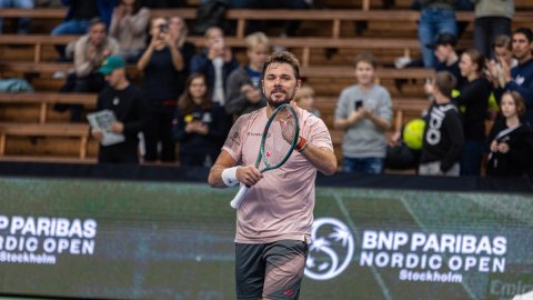 Wawrinka becomes oldest quarterfinalist at Nordic Open 