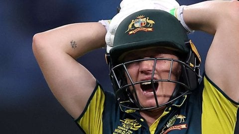 Women's T20 WC: Australia beat Pakistan to remain perfect with three in three but suffer injuries