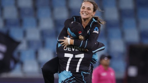 Women’s T20 WC: Fulfilled dream of winning alongside Sophie and Suzie, says Amelia Kerr