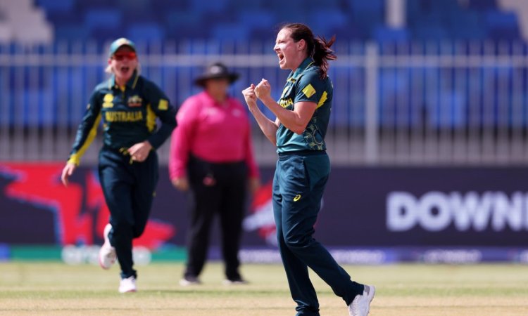 Women’s T20 WC: Schutt, Molineux, Mooney excel as Australia open title defence with win