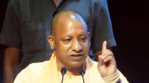 Yogi Adityanath's 'Tipu' dig at Akhilesh, says it takes 'both courage and mind for bulldozers' (Pic 