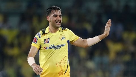 CSK IPL 2025 के मेगा ऑक्शन में दीपक चाहर की जगह लेने के लिए इन 3 खिलाड़ियों को कर सकती है साइन 