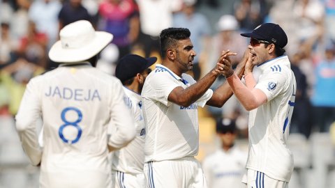 3rd Test: India grab the initiative, reduce NZ to 171/9  at stumps on Day 2