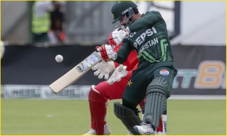 PAK vs ZIM 3rd ODI: कामरान गुलाम ने ठोका शतक, पाकिस्तान ने जिम्बाब्वे को दिया 304 रनों का लक्ष्य