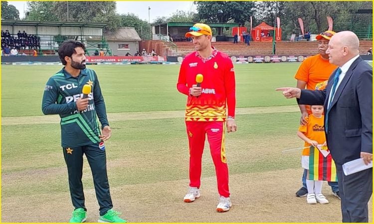 ZIM vs PAK 1st ODI: पाकिस्तान ने टॉस जीतकर चुनी गेंदबाज़ी, देखें दोनों टीमों की प्लेइंग इलेवन