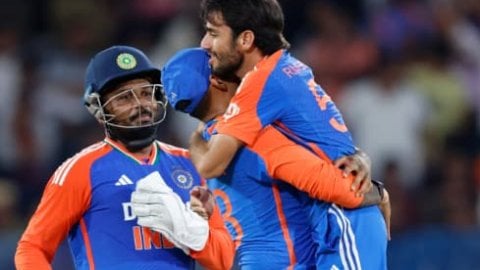 SA vs IND, 1st T20I: சஞ்சு, வருண், பிஷ்னோய் அசத்தல்; இந்திய அணி அபார வெற்றி!