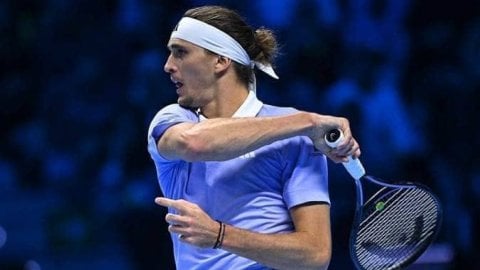 ATP Finals: Zverev begins campaign with dominant win over Rublev