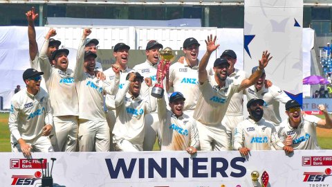 Batting frailties to the fore as NZ beat India for historic whitewash (Ld)