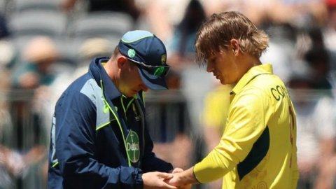 Connolly ruled out of Australia’s T20Is against Pakistan due to fractured hand