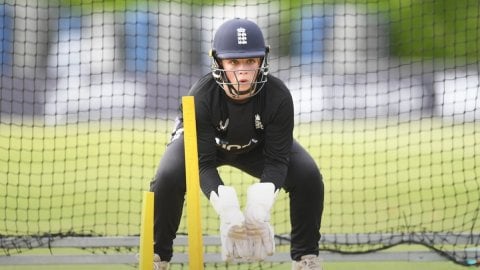 England Women call up Seren Smale for SA T20s; Ryana MacDonald-Gay added to Test squad