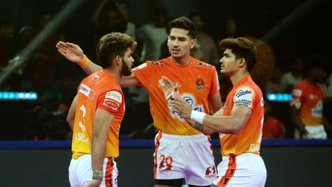 PKL Season 11: Puneri Paltans grab bragging rights with 35-28 win over U Mumba in Maha Maharashta De