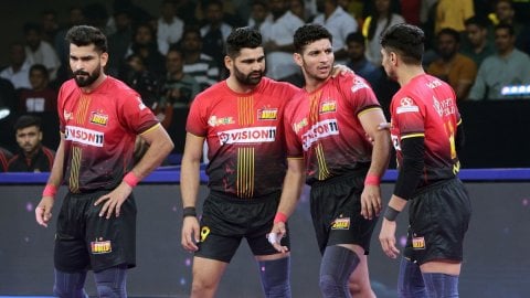 PKL Season 11: Super 10 by Ashu Malik helps Dabang Delhi win big against Bengaluru Bulls