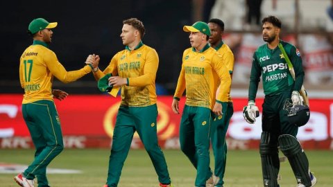 SA vs PAK, 1st T20I: டேவிட் மில்லர், ஜார்ஜ் லிண்டே அசத்தல்; பாகிஸ்தானை வீழ்த்தியது தென் ஆப்பிரிக்கா!