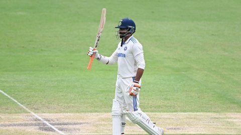 3rd Test: Jadeja's gritty half-century drags India to 201/7 at tea on Day 4