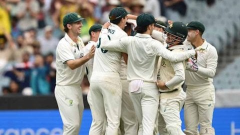 4th Test: Australia in driver's seat after Smith’s 140 and India’s batting meltdown (Ld)