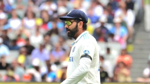 4th Test: Indian team wearing black armbands to honour former PM Manmohan Singh, says BCCI