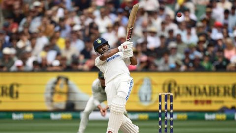 4th Test: Unbroken century stand between Reddy and Sundar takes India to 326/7