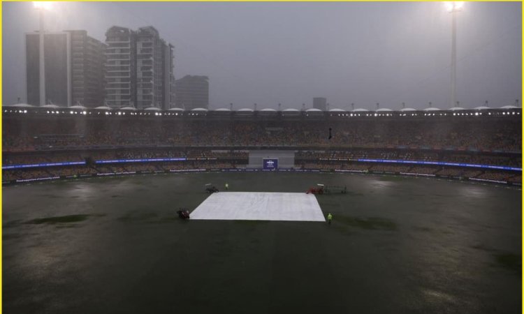 AUS vs IND 3rd Test Weather Report: क्या गाबा टेस्ट में विलेन बनेगी बारिश? जान लीजिए कैसा रहेगा मौसम