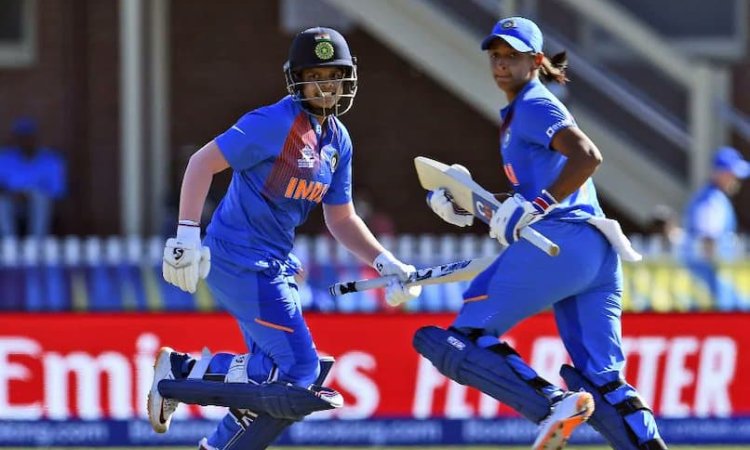 Better to ask the right person - Harmanpreet Kaur dodges questions on Shafali Verma’s omission! ஷாஃப்லி நீக்கம் குறித்து சரியான நபரிடம் கேளுங்கள் - ஹர்மன்ப்ரீத் கவுர்!
