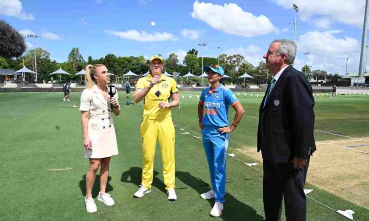 India Women opt to bat vs Australia Women in 1st ODI