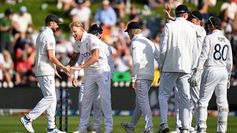 NZ vs ENG, 2nd Test: ஹாரி புரூக் சதத்தால் சரிவிலிருந்து மீண்ட இங்கிலாந்து; நியூசிலாந்து தடுமாற்றம்!