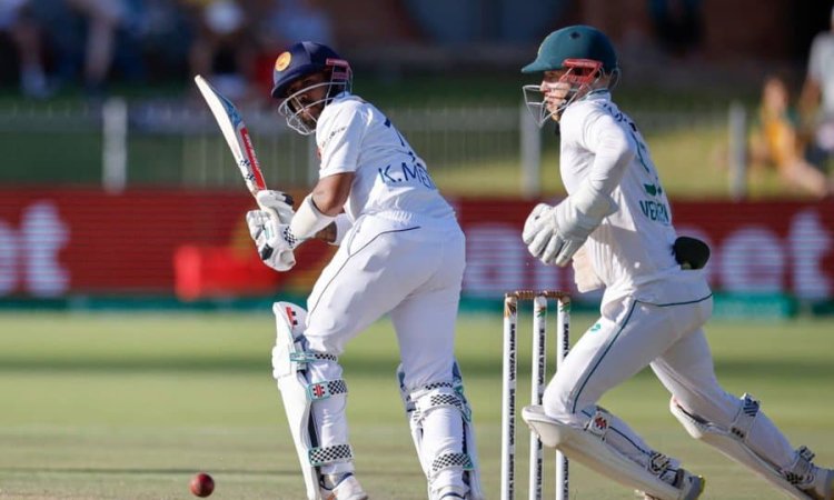 SA vs SL, 2nd Test: South Africa are ahead in the game but Mendis-De Silva unbeaten stand gives Sri SA vs SL, 2nd Test: தனஞ்செயா, மெண்டிஸ் அசத்தல்; நெருக்கடியில் தென் அப்பிரிக்கா!