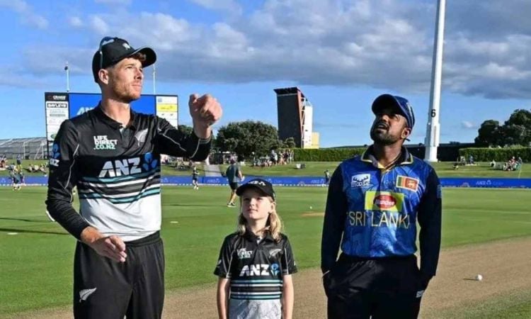 Sri lanka opt to bowl first against New Zealand in second t20i 