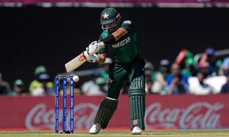 Babar Azam has become just the 11th batter in the world to cross 11,000 T20 runs! டி20 கிரிக்கெட்டில் புதிய மைல்கல்லை எட்டிய பாபர் ஆசாம்!
