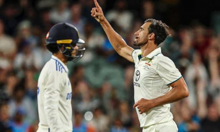 Watch - A magical delivery from Mitchell Starc left Shubman Gill stunned in the second Test! ஷுப்மன் கில்லை க்ளீன் போல்டாக்கிய மிட்செல் ஸ்டார்க் - வைரலாகும் காணொளி!