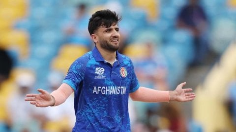 Afghan pacer Farooqi fined for dissent at umpire during Zimbabwe ODI