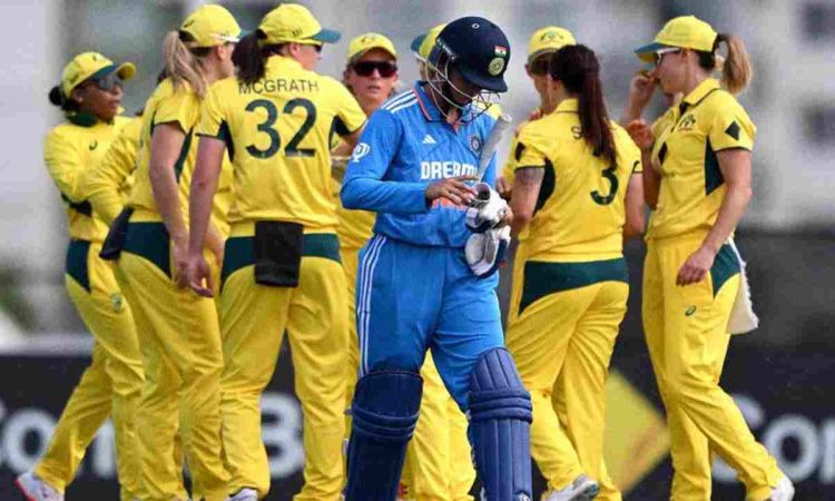 Indian Women cricket Team all out for 100 in first odi vs Australia women