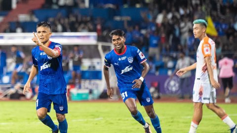 ISL 2024-25: Chhetri becomes oldest hat-trick scorer as Bengaluru FC dominate Kerala Blasters 4-2