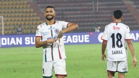 ISL 2024-25: Mohun Bagan SG move to the top of the table with 2-0 win over NorthEast