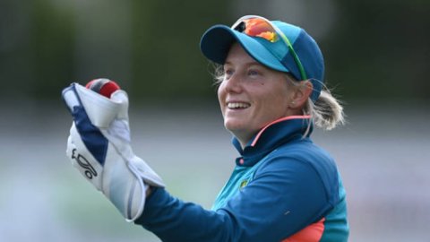 Kim Garth reprimanded for breaching ICC Code of Conduct