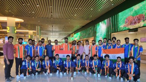 Men's Jr Asia Cup winning Indian team returns to Bengaluru