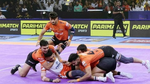 PKL Season 11: Chauhan’s stellar show leads U Mumba to easy win over Puneri Paltan