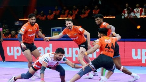 PKL Season 11: Gujarat Giants edge U Mumba 34-33 in enthralling clash