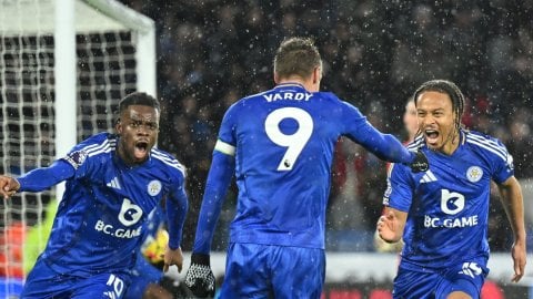 PL: Leicester City complete late comeback to snatch point from Brighton in 2-2 draw