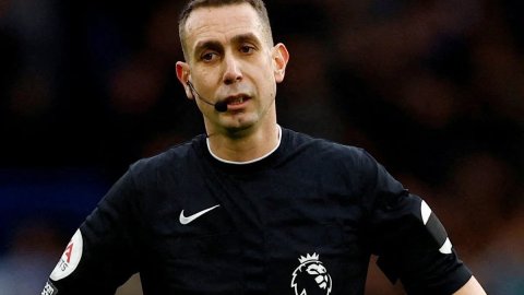 Premier League referee David Coote’s contract terminated for breach of contract