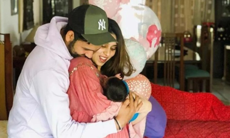 खुलासा: रोहित शर्मा की पत्नी ने किया बेटे के नाम का खुलासा, एक अलग अंदाज़ में उठाया राज़ से पर्दा