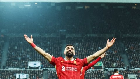 Salah sets Premier League record in Liverpool's draw at Newcastle