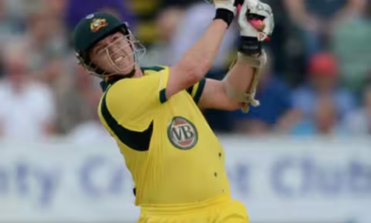 3 Longest Six in History: ब्रेट ली ने भी मारा है 130 मीटर लंबा छक्का, जानिए किन तीन खिलाड़ियों ने मा