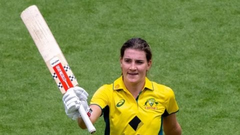 Sutherland stars as Australia moves closer to winning ICC Women’s Championship