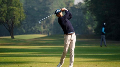 Vishwa Samudra Open: Ajeetesh Sandhu fires a steady 69 to take a two-shot lead