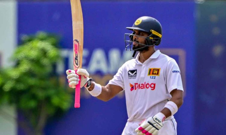Dinesh Chandimal Wages Lone Battle As Australia Tighten Grip On First Test
