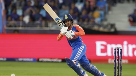 Dubai : ICC Women's T20 World Cup match between India and New Zealand