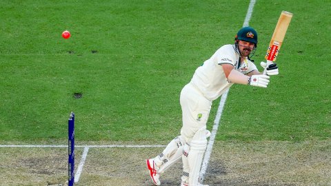 Head indicates Australia to consider changing batting order for Tests in Sri Lanka